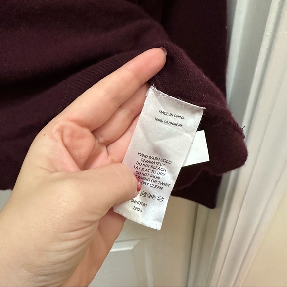 Quince Mongolian Cashmere Turtleneck Burgundy Sweater m medium - Picture 5 of 8